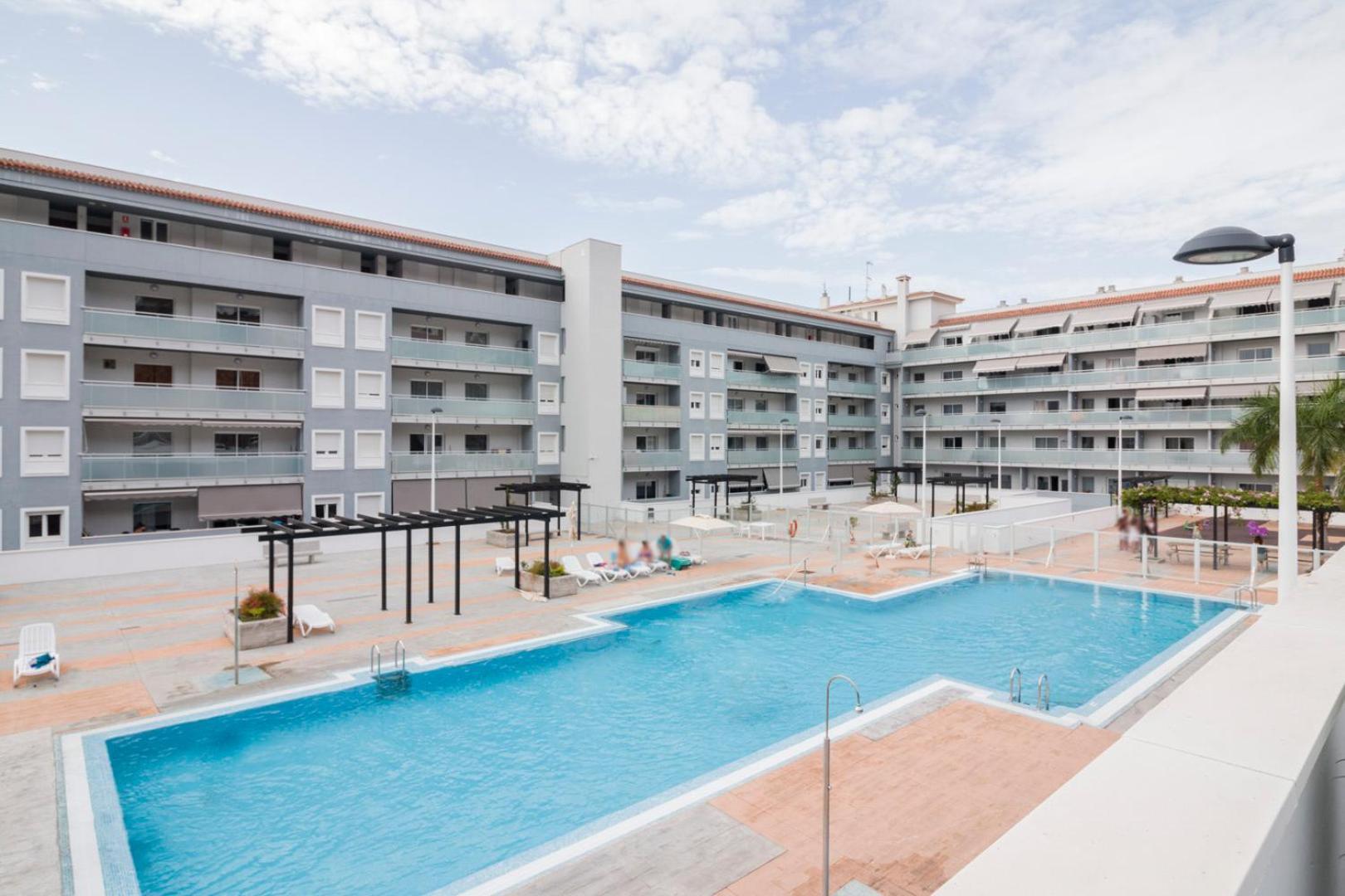 Homeforguest Harmony Park New Apt With Sea View Бахамар Екстериор снимка
